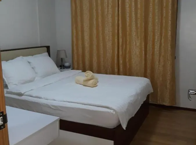 Staycation At Circulo Verde Aparthotel *